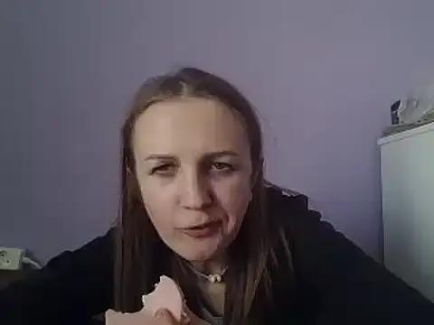 Snapshot of Milaniya261 chatting on 03/20/25, 12:00 Milaniya261 online show from 03/20/25, 12:00