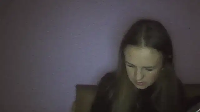 Snapshot of Milaniya261 chatting on 10/29/25, 01:41 Milaniya261 online show from 10/29/25, 01:41