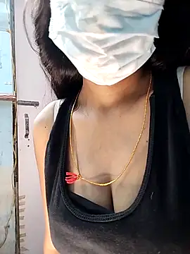 Snapshot of riyagupta5 chatting on 10/09/25, 05:44 riyagupta5 online show from 10/09/25, 05:44