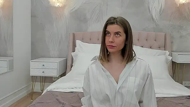 Snapshot of VikkiStorm chatting on 01/23/25, 07:00 VikkiStorm online show from 01/23/25, 07:00