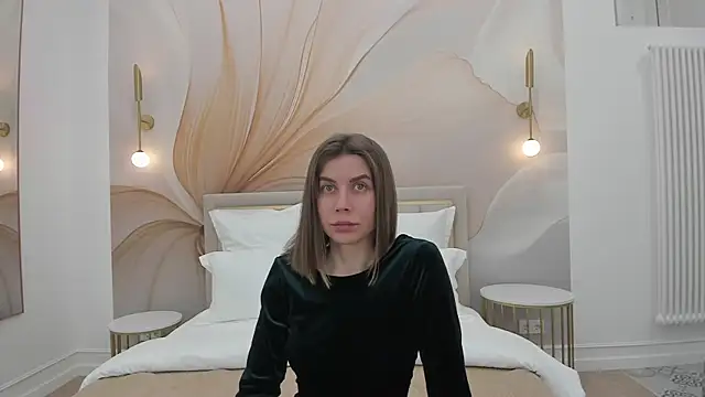 Snapshot of VikkiStorm chatting on 01/25/25, 03:30 VikkiStorm online show from 01/25/25, 03:30