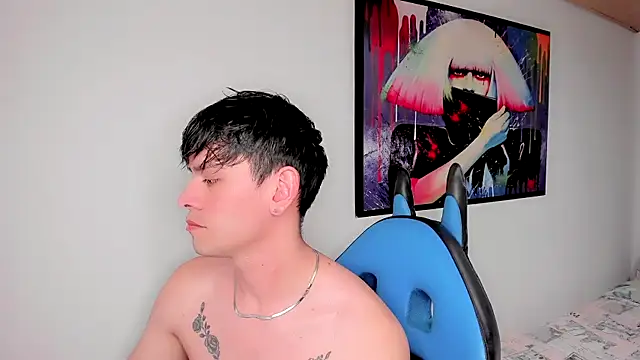 Snapshot of joe_jhon chatting on 12/13/24, 01:44 joe jhon online show from 12/13/24, 01:44