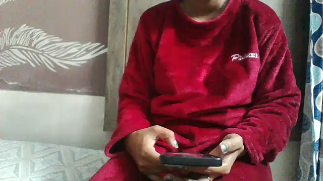 shalini fire online show from 12/18/25, 08:53