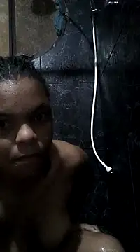 Snapshot of menina_veneno21 chatting on 12/13/24, 07:32 menina veneno21 online show from 12/13/24, 07:32