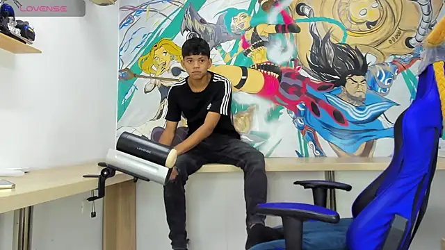 Snapshot of Jeffry_wolvess chatting on 01/19/25, 12:17 Jeffry wolvess online show from 01/19/25, 12:17