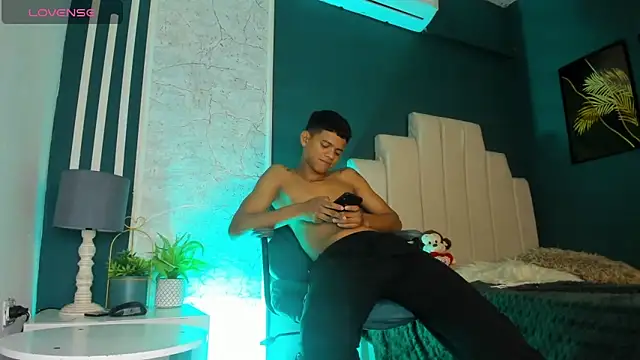 Snapshot of Jeffry_wolvess chatting on 03/04/25, 03:15 Jeffry wolvess online show from 03/04/25, 03:15