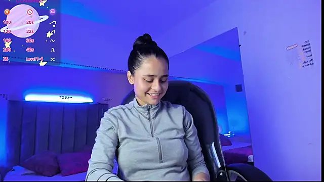 Giselle Roldan online show from 04/23/26, 01:02