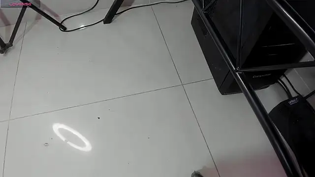 jisoo   online show from 03/12/25, 07:46