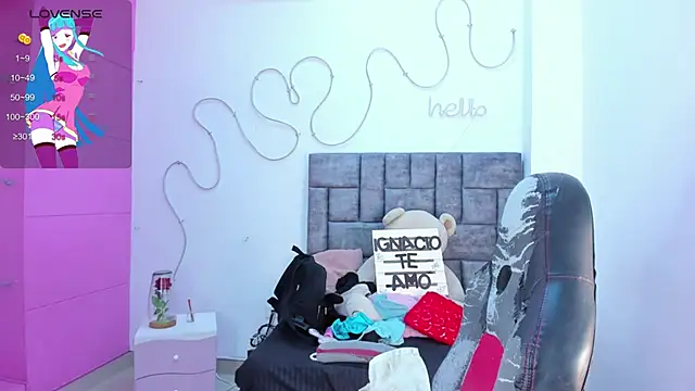 jisoo   online show from 11/21/25, 12:48