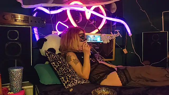 anonymouszN online show from 02/04/25, 09:10