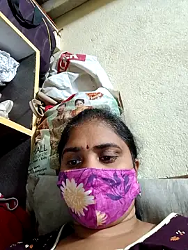 ammullu456 online show from 04/15/26, 06:04