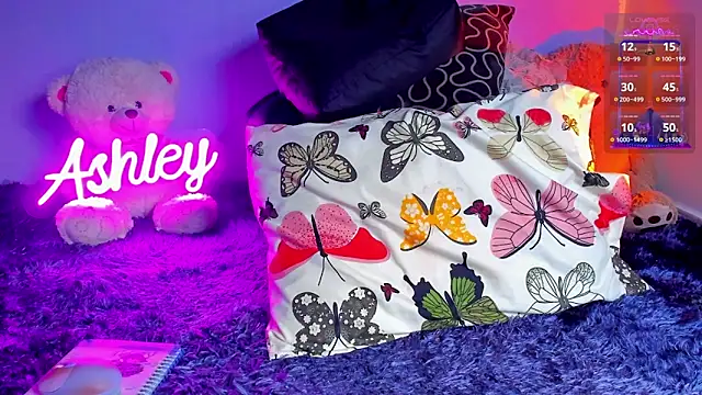 1Ashley  online show from 11/22/25, 03:05