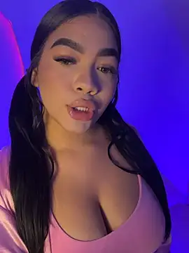 AllissonJames online show from 04/16/26, 01:45