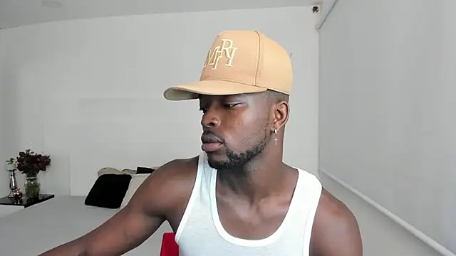 Dylan Taylor online show from 02/25/25, 04:03