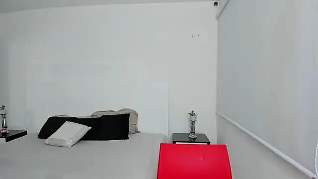 Dylan Taylor online show from 02/27/25, 03:25