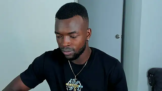 Dylan Taylor online show from 10/08/25, 02:53