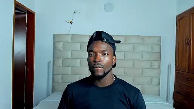 Dylan Taylor online show from 01/18/26, 07:28