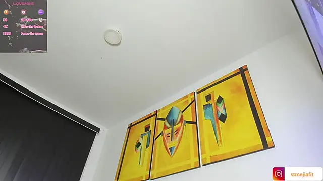 Snapshot of connor_santtos chatting on 02/08/25, 09:04 connor santtos online show from 02/08/25, 09:04