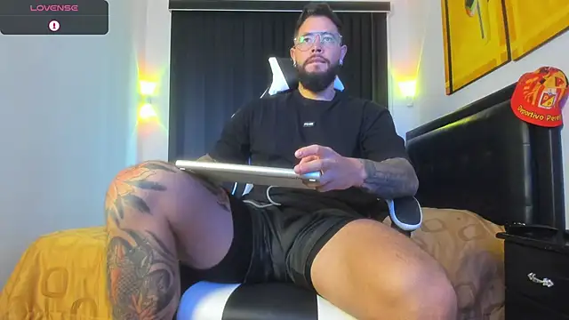 Snapshot of connor_santtos chatting on 09/09/25, 02:38 connor santtos online show from 09/09/25, 02:38