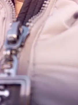 Snapshot of Lorrain_Dorrie chatting on 01/20/25, 11:45 Lorrain Dorrie online show from 01/20/25, 11:45