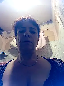 Snapshot of Lorrain_Dorrie chatting on 01/21/25, 10:30 Lorrain Dorrie online show from 01/21/25, 10:30