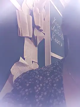 Snapshot of Lorrain_Dorrie chatting on 01/28/25, 01:49 Lorrain Dorrie online show from 01/28/25, 01:49