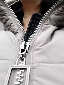 Snapshot of Lorrain_Dorrie chatting on 03/03/25, 05:09 Lorrain Dorrie online show from 03/03/25, 05:09