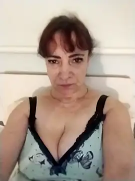 Snapshot of Lorrain_Dorrie chatting on 03/08/25, 06:16 Lorrain Dorrie online show from 03/08/25, 06:16