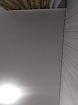 Snapshot of Lorrain_Dorrie chatting on 11/26/25, 05:41 Lorrain Dorrie online show from 11/26/25, 05:41