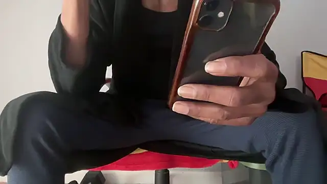 skarfosbabes69 online show from 02/16/26, 05:53