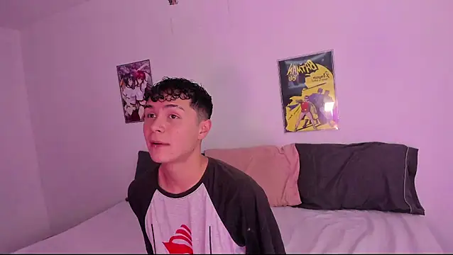 Snapshot of crushnier chatting on 12/05/24, 05:06 crushnier online show from 12/05/24, 05:06