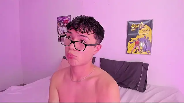 Snapshot of crushnier chatting on 12/13/24, 09:41 crushnier online show from 12/13/24, 09:41