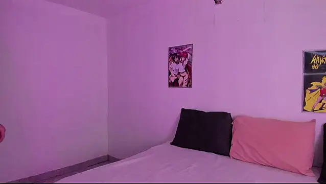 Snapshot of crushnier chatting on 12/20/24, 04:57 crushnier online show from 12/20/24, 04:57