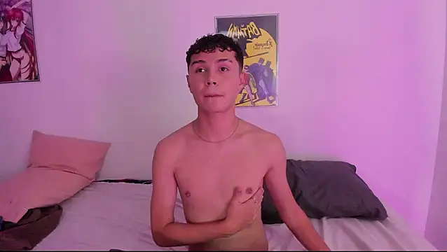 Snapshot of crushnier chatting on 12/26/24, 08:42 crushnier online show from 12/26/24, 08:42