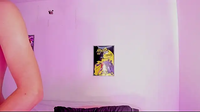 Snapshot of crushnier chatting on 01/14/25, 07:21 crushnier online show from 01/14/25, 07:21