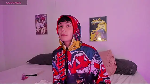 Snapshot of crushnier chatting on 01/25/25, 09:04 crushnier online show from 01/25/25, 09:04