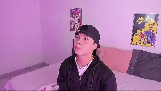 Snapshot of crushnier chatting on 02/13/25, 05:33 crushnier online show from 02/13/25, 05:33