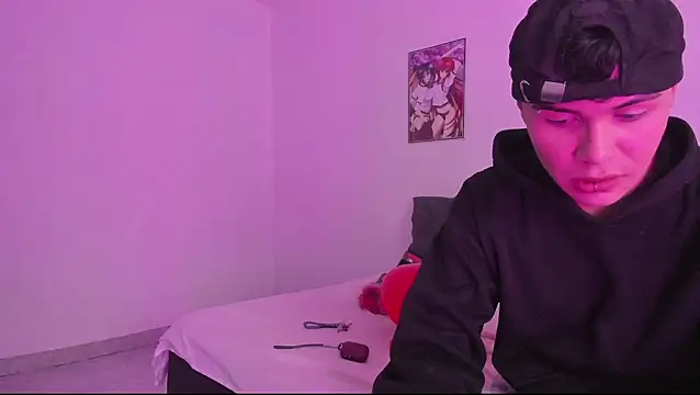 Snapshot of crushnier chatting on 02/18/25, 05:10 crushnier online show from 02/18/25, 05:10