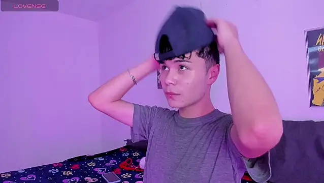 Snapshot of crushnier chatting on 03/15/25, 06:43 crushnier online show from 03/15/25, 06:43