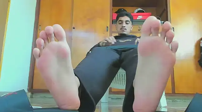 Snapshot of latin_bbc chatting on 01/13/25, 01:06 latin bbc online show from 01/13/25, 01:06