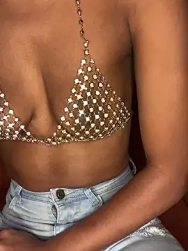 Nova Kane online show from 01/01/25, 04:18