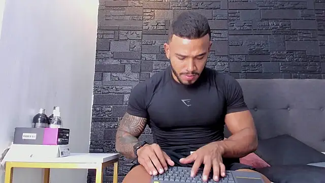 bruno miller  online show from 10/20/25, 09:37