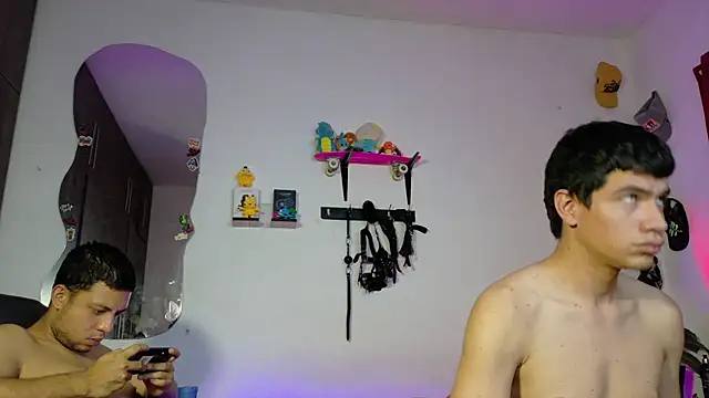 Snapshot of Nymphobuddies chatting on 01/17/26, 08:45 Nymphobuddies online show from 01/17/26, 08:45