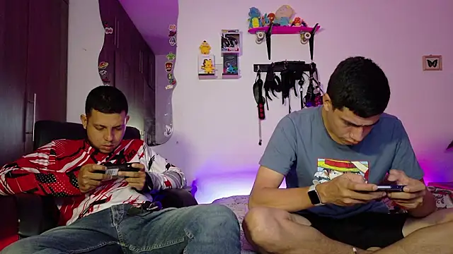 Snapshot of Nymphobuddies chatting on 02/21/26, 01:39 Nymphobuddies online show from 02/21/26, 01:39