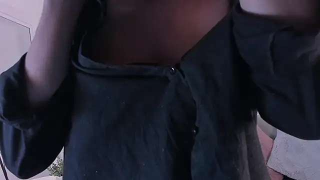 EmmaaCoel online show from 12/21/24, 05:40