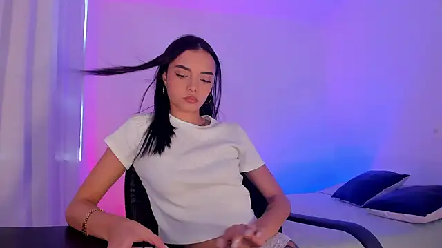 AnabelWolf online show from 03/01/25, 08:21