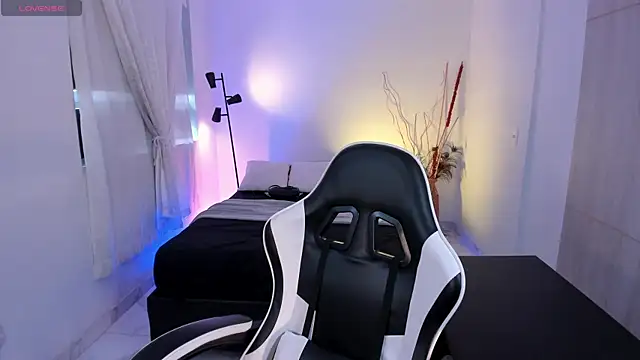 AnabelWolf online show from 09/08/25, 04:39