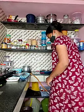 Tamil Shalini Lustyy online show from 10/21/25, 03:18