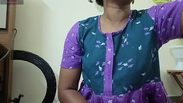 Tamil Shalini Lustyy online show from 03/13/26, 12:45