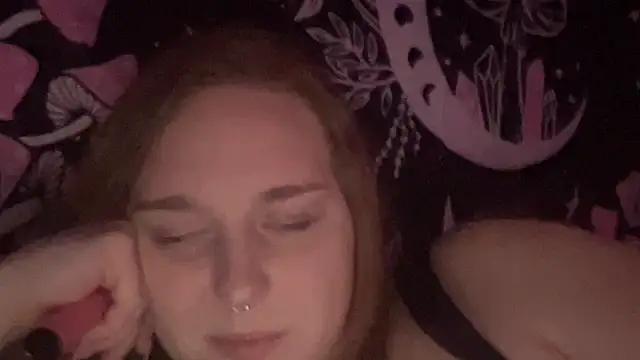 Snapshot of thickgingergoddess chatting on 01/20/25, 07:36 thickgingergoddess online show from 01/20/25, 07:36